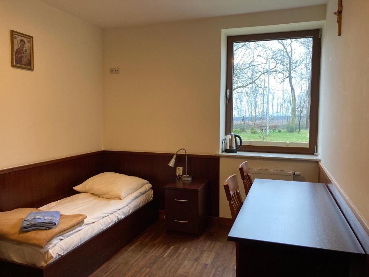 Uroczysko Porszewice - Ośrodek Konferencyjno-Rekolekcyjny Archidiecezji Łódzkiej Pabianice Exterior foto